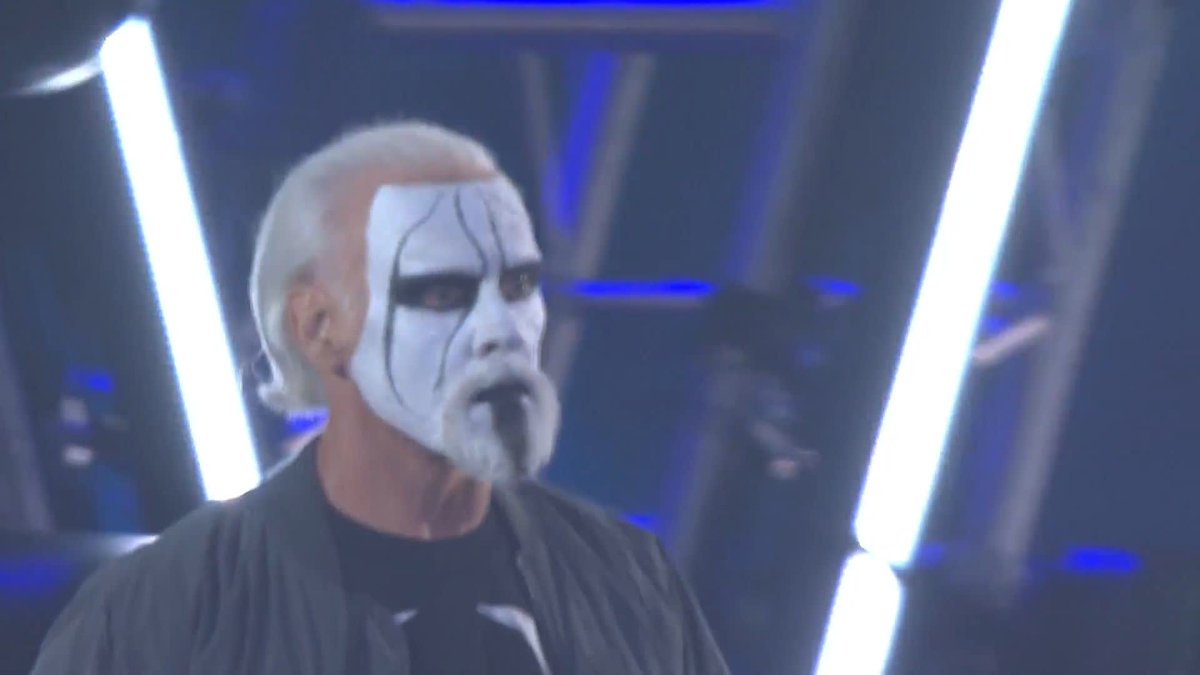 THE LEGENDARY STING HAS ARRIVED CARRYING HIS BAT AND TOOK OUT EVERYONE 🔥 #AEWALLIN