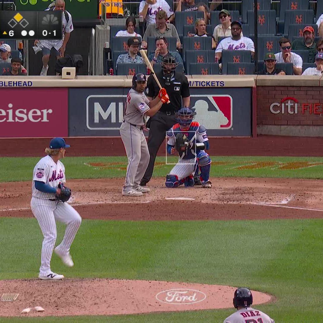 A BIG TIME pinch hit HR for LaMonte Wade Jr. 📺 Astros at Mets on NBC and Peacock