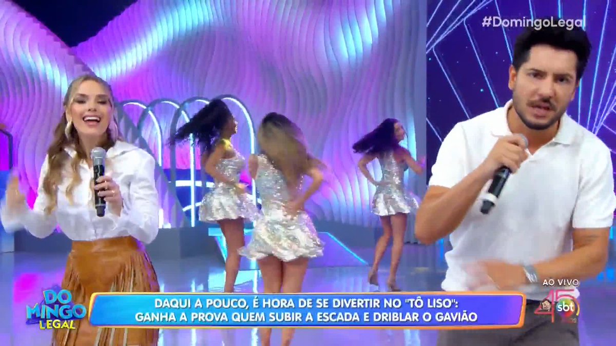 achei fofo Thaeme & Thiago regravarem Enséñame do RBD em português e ainda cantarem no Domingo Legal