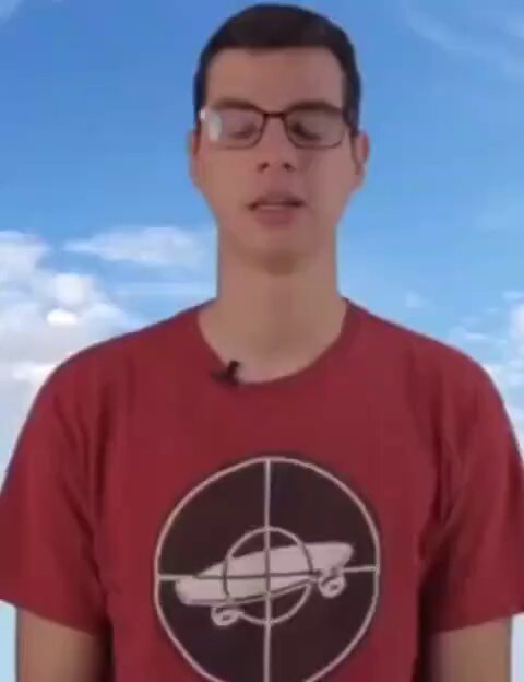 Los cubanos llorando porque ya no son a ellos a los que se le regala el petróleo.