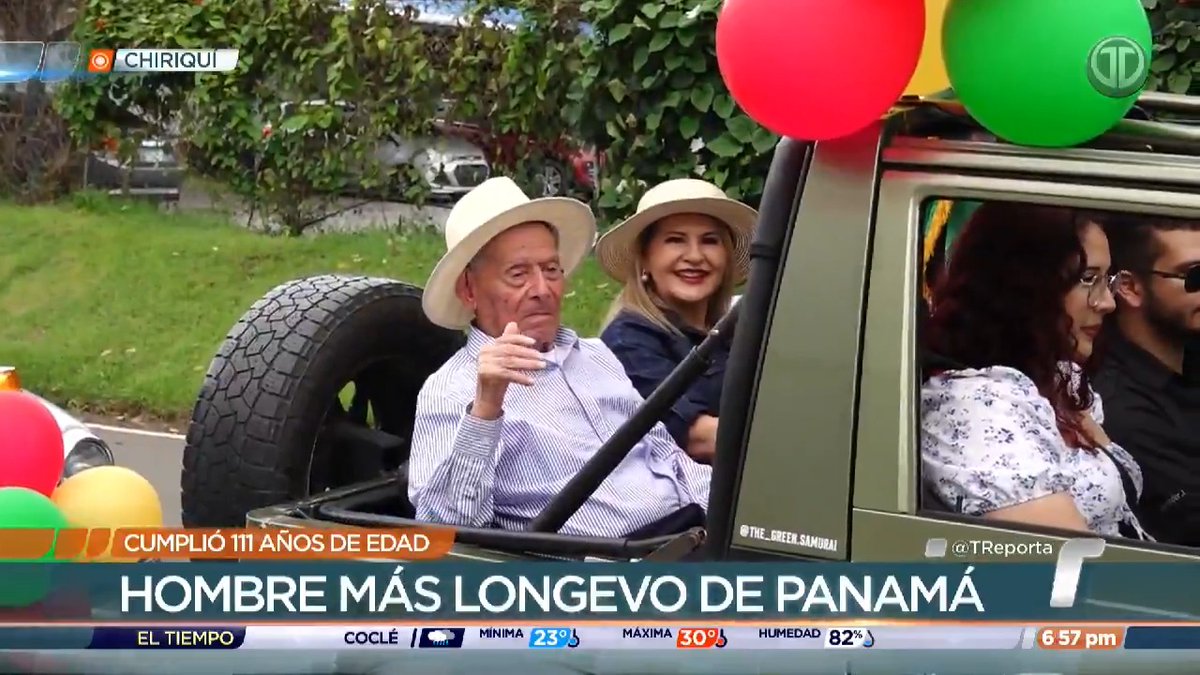 El señor Juan Bautista Quiroz, reconocido como el hombre más longevo de Panamá, cumplió 111 años. En David le realizaron un reconocimiento y organizaron una caravana en su honor.