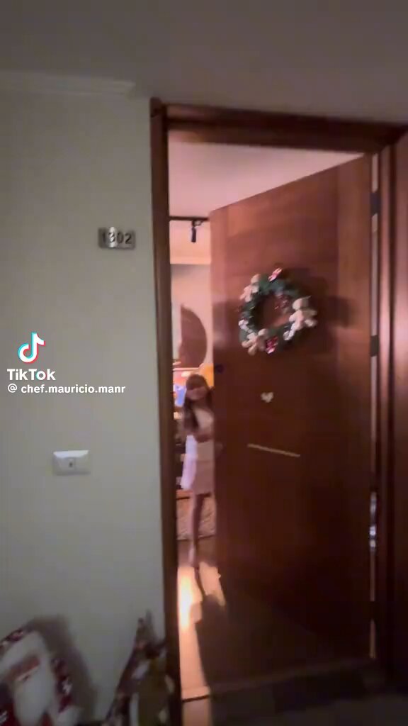 No olvidar que tienen hasta chefs estos weones