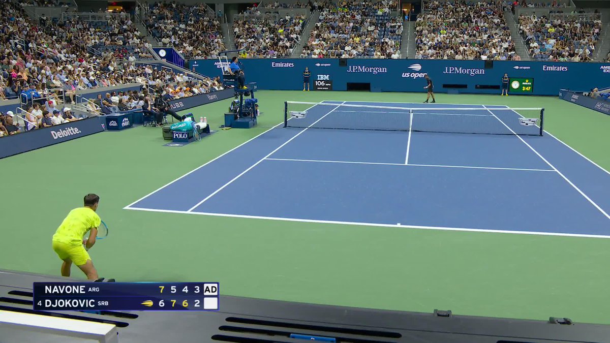 Navone picks up the break in the fourth! Are we staring down a fifth set?