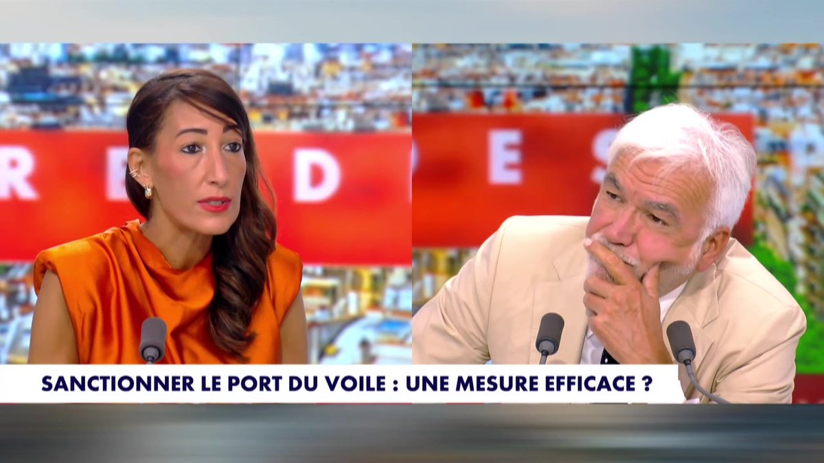 Port du voile : "Commençons déjà par faire appliquer la laïcité (...) le voile est utilisé comme cheval de Troyes contre la laïcité. Donc déjà, commençons par gagner ce combat-là, qui n'est pas gagné loin de là" déclare Eric Naulleau dans l'#HDPros sur #europe1 Pascal Praud
