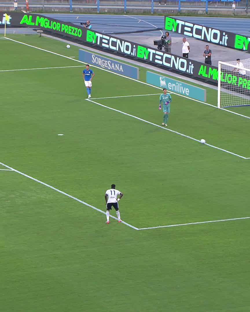 Il gol vittoria di Douvikas in #NapoliComo ⛳