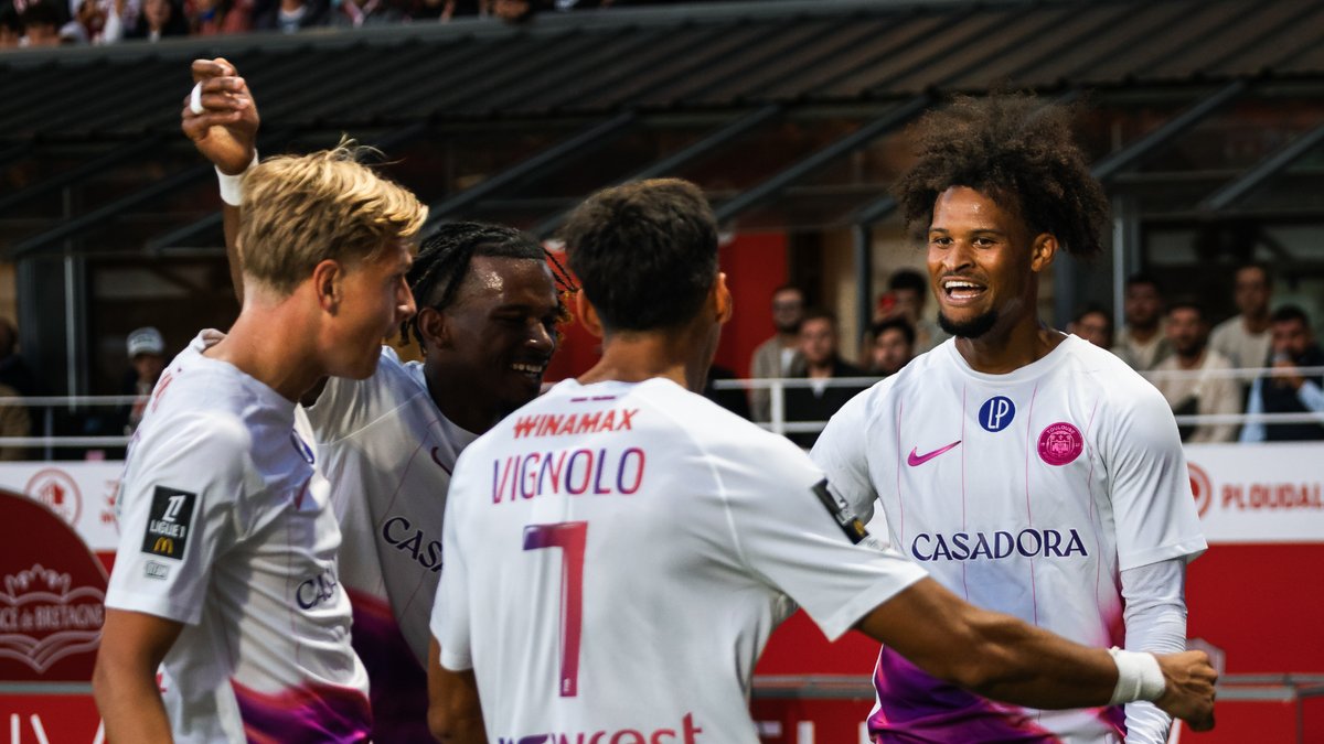 La passe de Yann, la finition de Jacen, tout est carré pour ce premier ⚽️ des Violets cette saison ! #SB29TFC