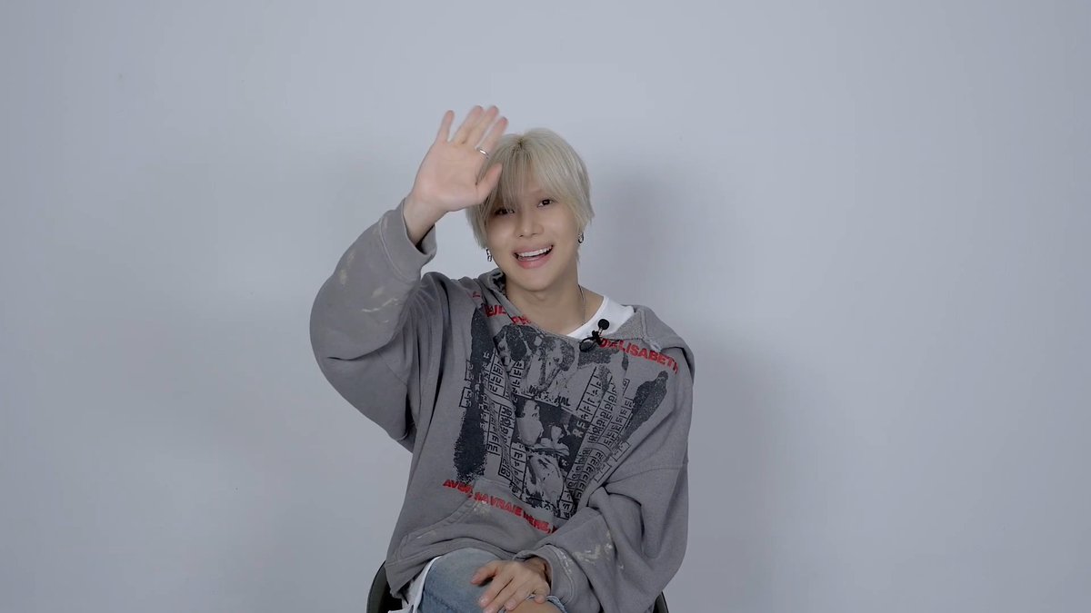 #TAEMIN 最新アルバム『PHASE 1 : Soft Violence』配信開始🎵 自らの本質を新たに映し出し、さらに広がったTAEMINさんの音楽世界を密度濃く描き出す1枚です🙌✨ AWAに届いたコメントと一緒にお楽しみください🐥🩵 TAEMIN JAPAN OFFICIAL 태민 (TAEMIN) #FLOAT #Gooey ▶︎