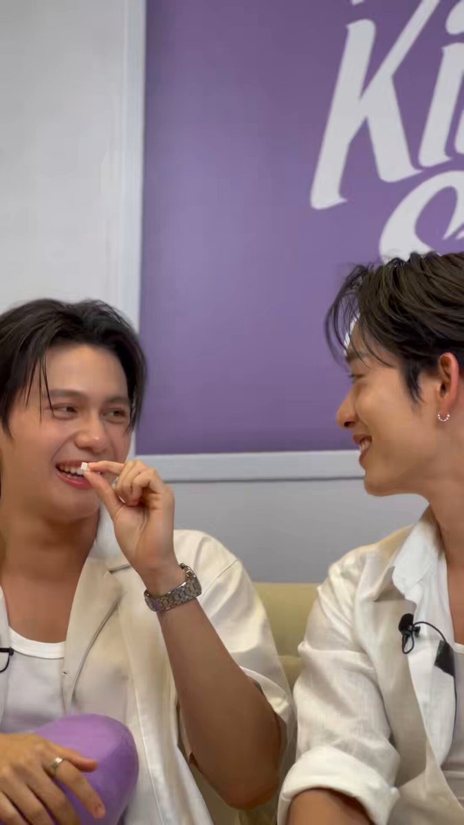You&amp;Me มองตา 3 เซ็น FRAGRANT WITH WILLIAMEST #KingStellaxWilliamEstLIVE #KingStella #FeelTheBloom