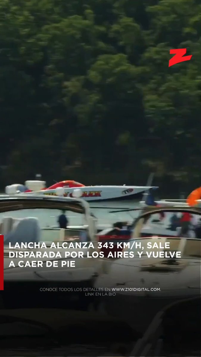 🇺🇸 Estados Unidos | Una lancha de carreras alcanzó una velocidad de aproximadamente 343 km/h durante una competencia y terminó saliendo completamente del agua, protagonizando un impresionante vuelo antes de volver a caer. La embarcación logró aterrizar con el lado correcto hacia arriba, evitando un desenlace mucho más grave. Uno de los pilotos sufrió una fractura en una pierna, mientras que el otro logró salir de la situación sin lesiones de gravedad, según el reporte difundido. El impactante momento quedó registrado en video y rápidamente llamó la atención en redes sociales. Accidentes similares en competencias de lanchas de alta velocidad han ocurrido cuando el viento y la aerodinámica hacen que la embarcación pierda contacto con el agua. Amplía la información en Link en la Bio. #EstadosUnidos #Lancha #Carrera #Accidente #AltaVelocidad #Deportes #Viral #Impactante #ActualidadMundial #ZDigital #Z101