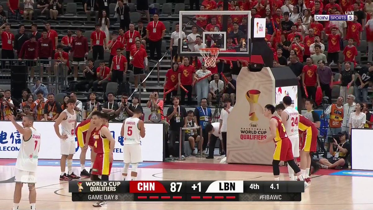🤯🏀 جنون في الثواني الأخيرة! أمير سعود يعادل النتيجة للبنان 87-87.. والمواجهة تصل إلى قمة الإثارة أمام الصين! 🇱🇧🔥 #كرة_السلة