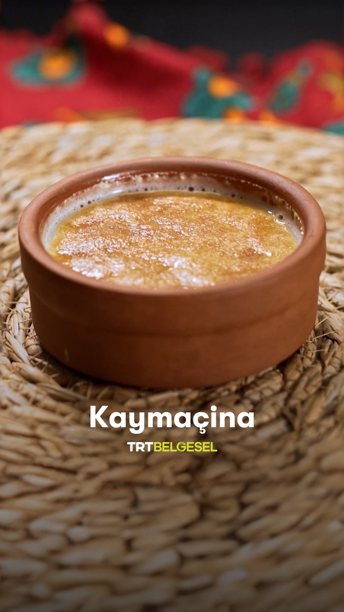 Balkan göçleriyle, Bursa’ya taşınan “Kaymaçina” tatlısının nasıl yapıldığını izliyoruz. “Yiyeceğin Serüveni”, 21.00'de TRT Belgesel’de.