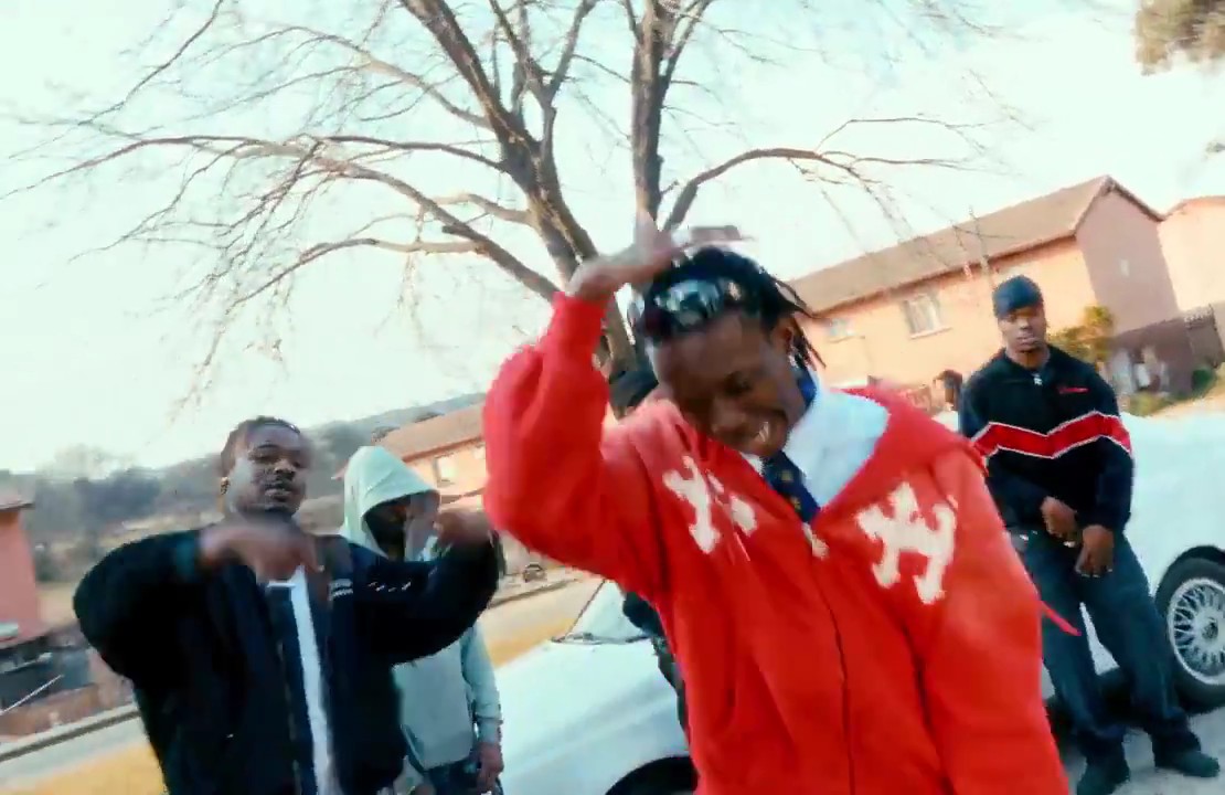 BLAQBONEZ - JUST HUSTLIN $$$ RUN IT BACK.