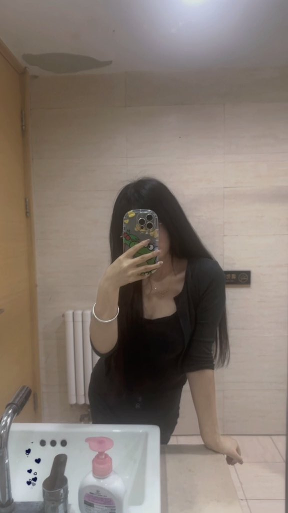 后入就是最爽的姿势了 你说呢老公