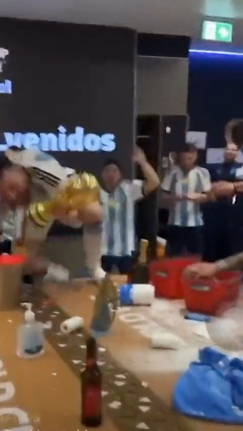 Lionel Messi deserved this moment with Argentina ❤️ (via IG/NicolasOtamendi30)