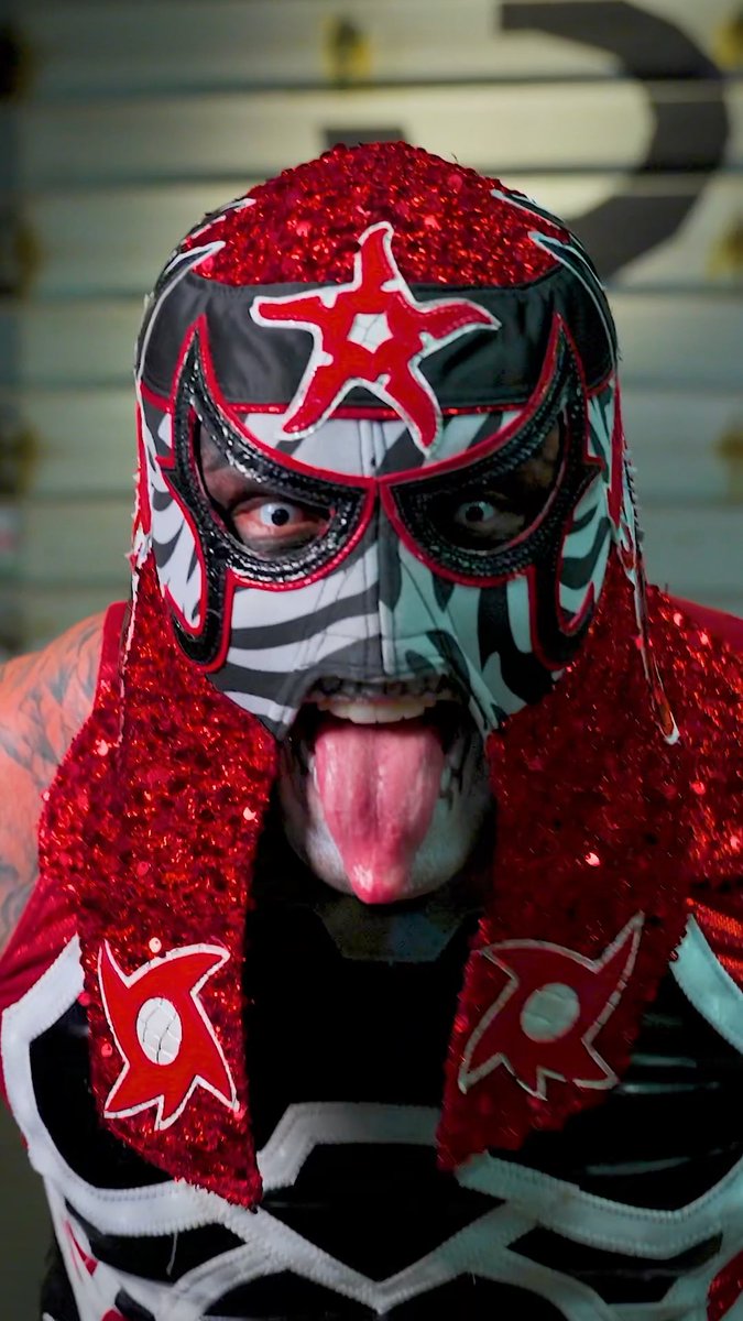 Brother vs. Brother. Winner faces Roman Reigns in Mexico City for the World Heavyweight Championship. This is a match you do not want to miss. PENTA EL ZERO M. REY FENIX WWE TONIGHT on #WWERaw. Netflix