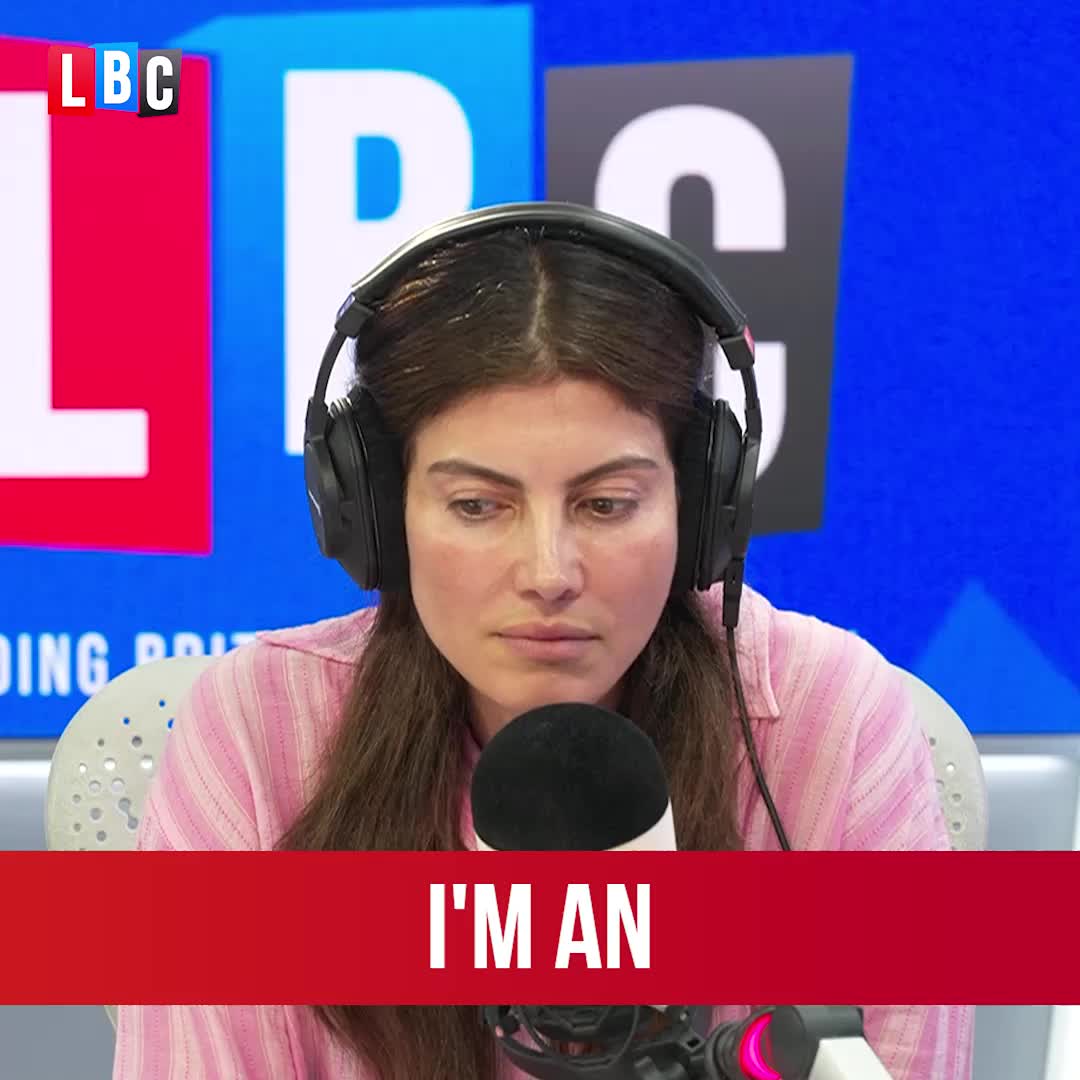 ‘We are only talking about integration from one side!’ Caller Elkin believes it should also 'be left to the British people’ to make sure immigrants feel welcome and settled.