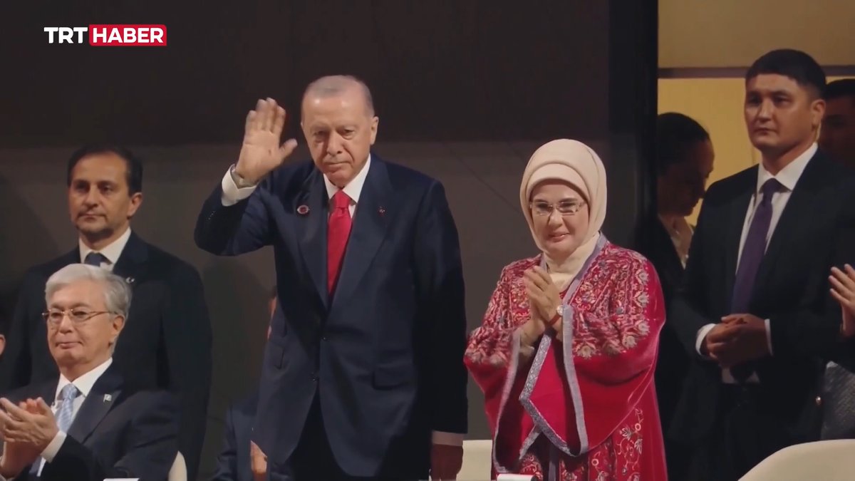 Cumhurbaşkanı Recep Tayyip Erdoğan ve eşi Emine Erdoğan, Kırgızistan’ın başkenti Bişkek’te Dünya Göçebe Oyunları Açılış Töreni'nde.