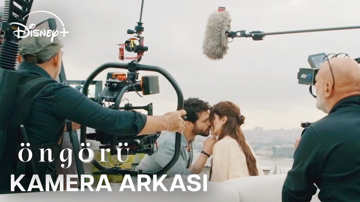 Rüya gibi bir filmin, rüya gibi kamera arkasını izleyelim. ✨ #Öngörü şimdi Disney+ta.