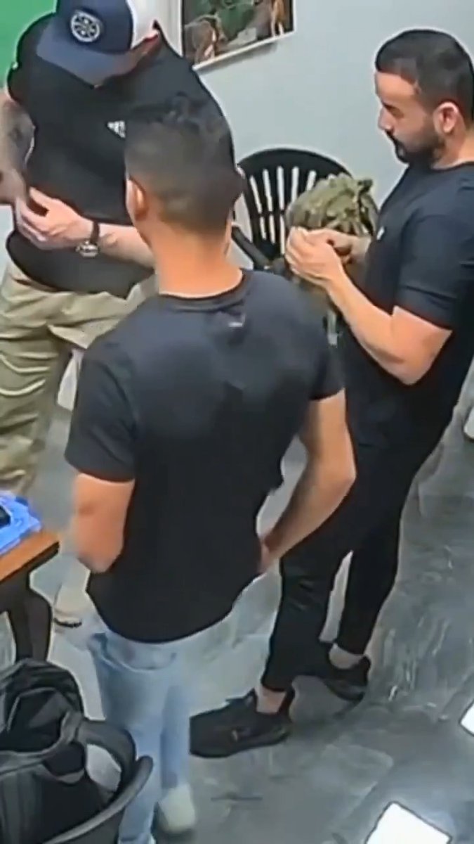 This is how I imagine it normally goes after someone says, "Want to see my Taurus concealed carry gun?" 😎👀 A 37 year old man was negligently shot at a shooting range in Paraná, Brazil ⬇️ It's a good reminder of why the firearms safety rules are important. Also, as I've said in many videos, *usually* when only one of the rules is violated no one gets hurt. When 2 or more are violated - someone *almost always* gets hurt. The man who was shot was taken to Bom Jesus Hospital (HOESP), where he remains hospitalized in serious condition in the Intensive Care Unit (ICU). Plan accordingly... #CityLife #Paraná #brazil #FAFO #IQTest #fail #nope #taurus #G2C #osha #safety #darwin