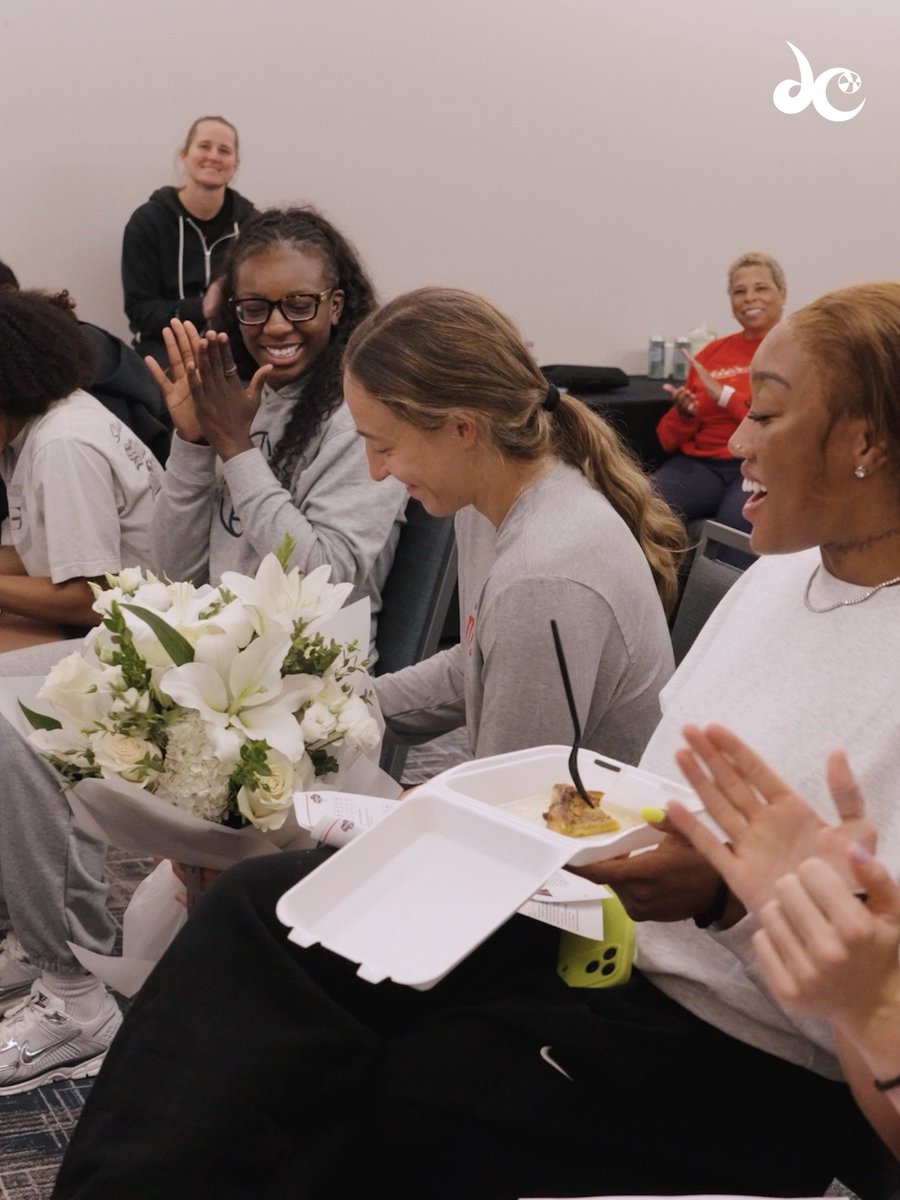 The moment Coach told the team Alicia will be representing Spain in the FIBA World Cup!