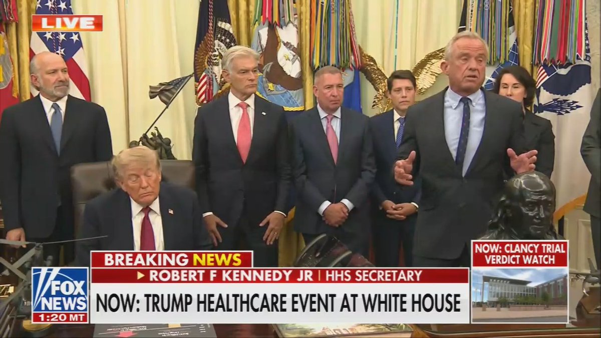 Trump drifts in and out of sleep for 2 straight minutes as RFK rambles about prescription drugs