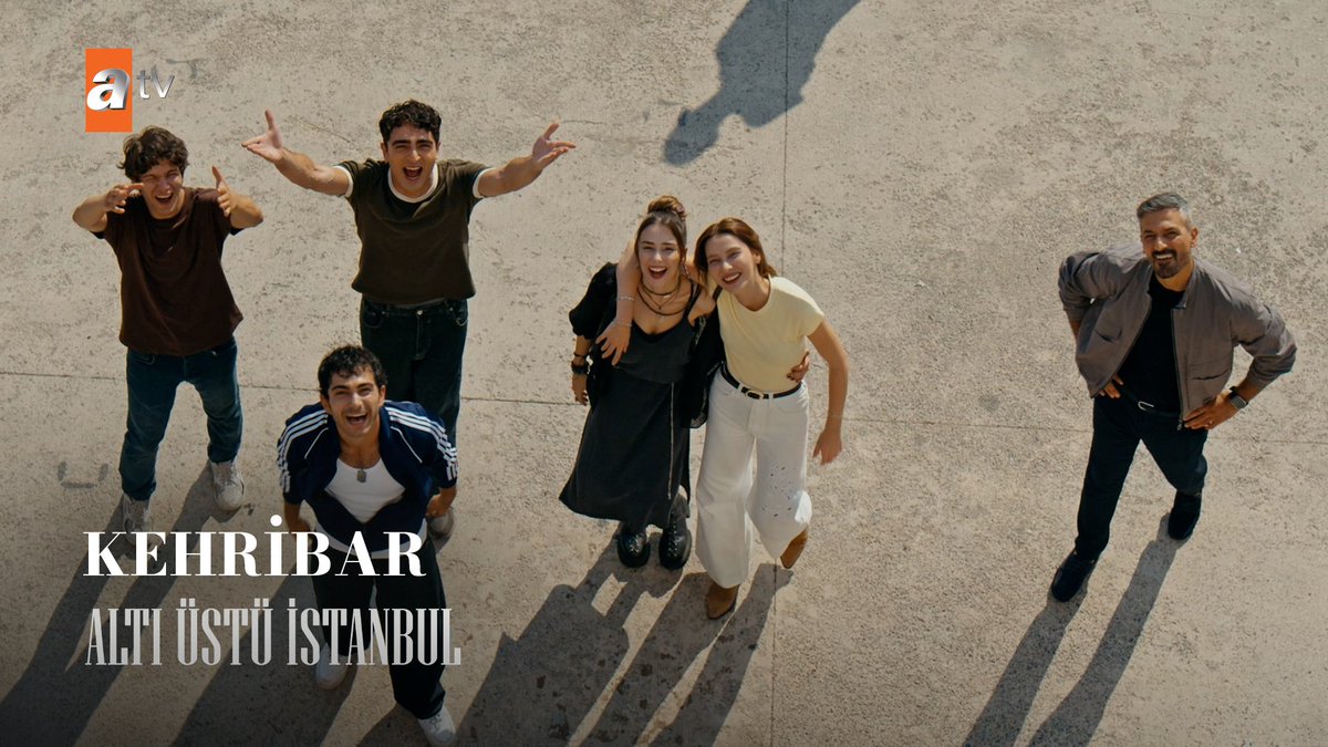 Oy oy oy yedi beni ömrümden deli deli Yıllanmış kehribarım çekmekten derdi seni Gözlerinin ehli benim ben unutmam derdi seni Aşkında tarumarım bu karanlık yuttu beni 🎶 #AltıÜstüİstanbul atv