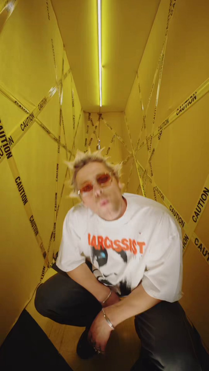 siempre es bueno decir TE AMO TELEPHONE BUSY ERES UNA JOYA