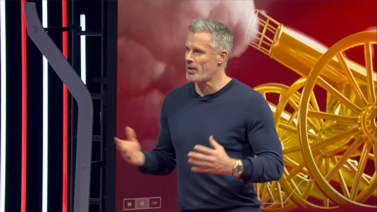 "But you are looking at, arguably the best team defensively in world football" 🌎 Jamie Carragher shares his thoughts on Arsenal's 1-0 win at Aston Villa 💭