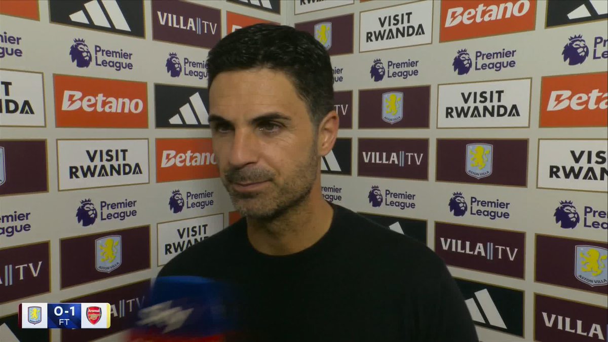 Mikel Arteta keeping his cards close to his chest over any updates on Julian Alvarez 🤐