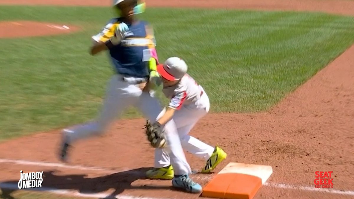 Five bunts in a row led Curacao's Little League team to victory over Japan, a breakdown