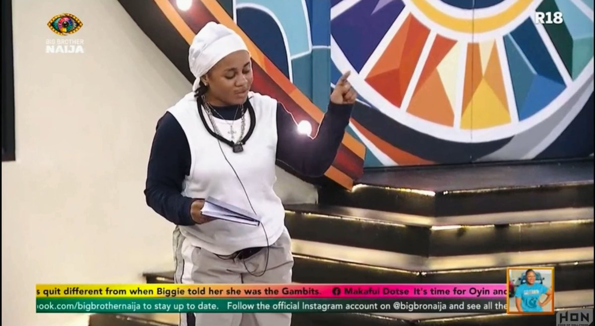 And the resident SANITARY PREFECT HAS SPOKEN‼️. Conduct yourselves or be dealt with. TRY US!!! Berries, una dey vote so? See Material nowww. Wake up and VOTE. VOTE FOR BELLS. 🎥: Big Brother Naija #BBNaija #Bellsimoh