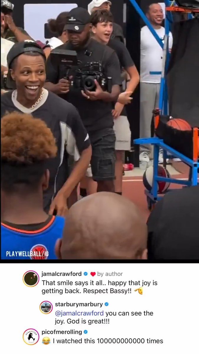 Sebastian Telfair at the buzzer! (via playwellball/IG)
