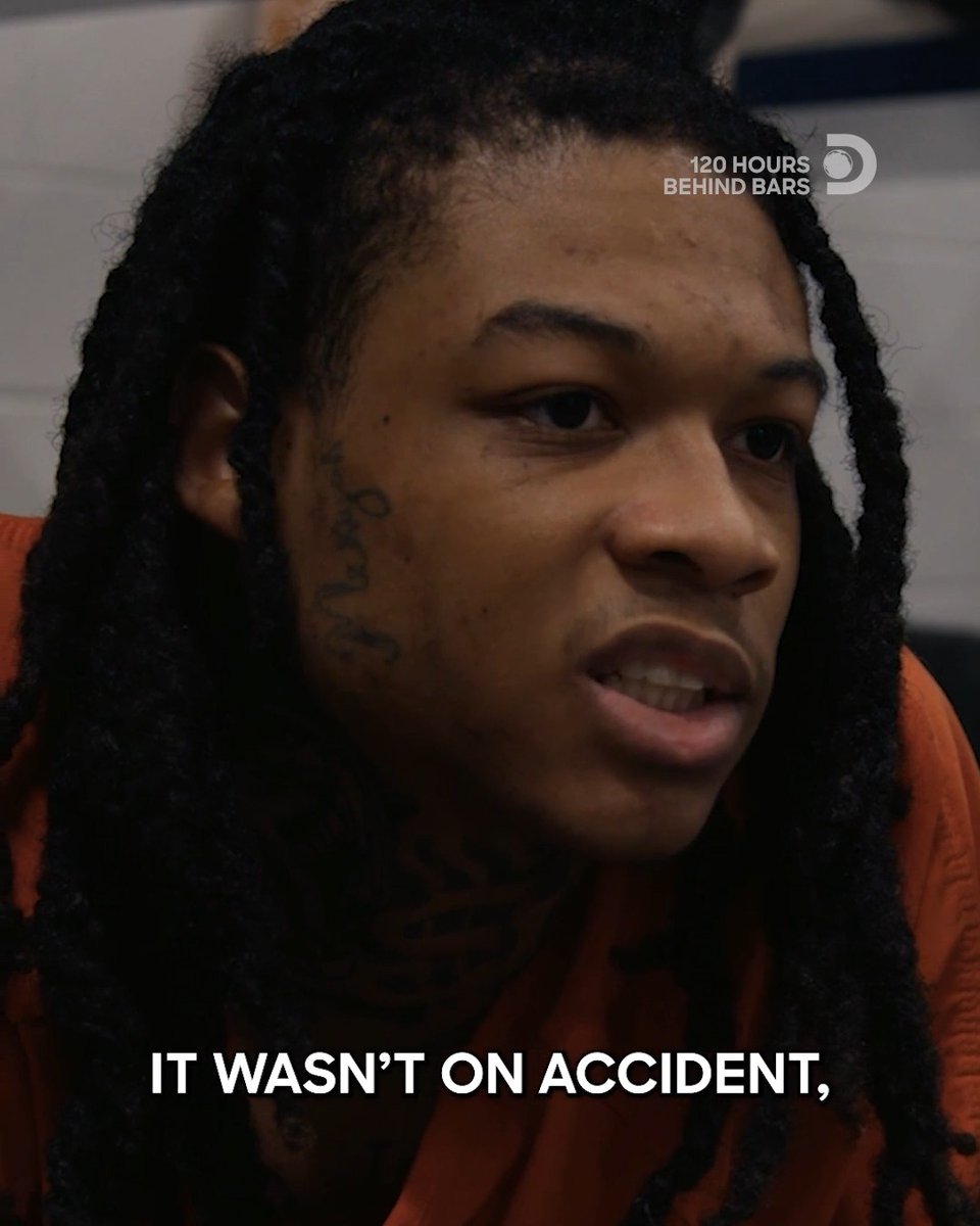 "Bullets ain't got no legs" ๐ One inmate shares the story of how he ended up behind bars. #120HoursBehindBars starts NOW on Discovery.