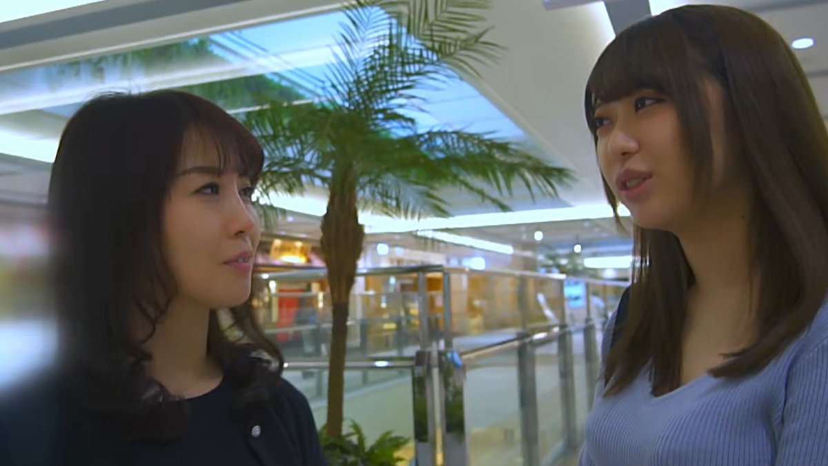 お買い物中の母娘にインタビュー