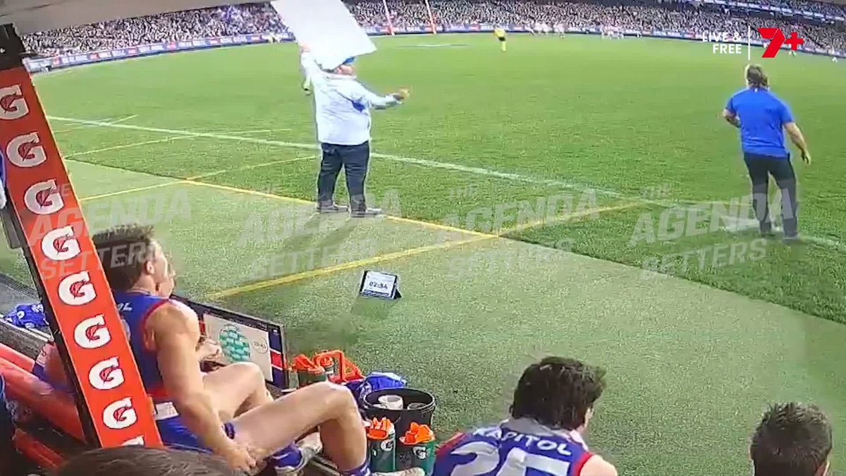 Bevo's got nothing to worry about in boundary-gate ✅ Stream The Agenda Setters on 7plus 👉