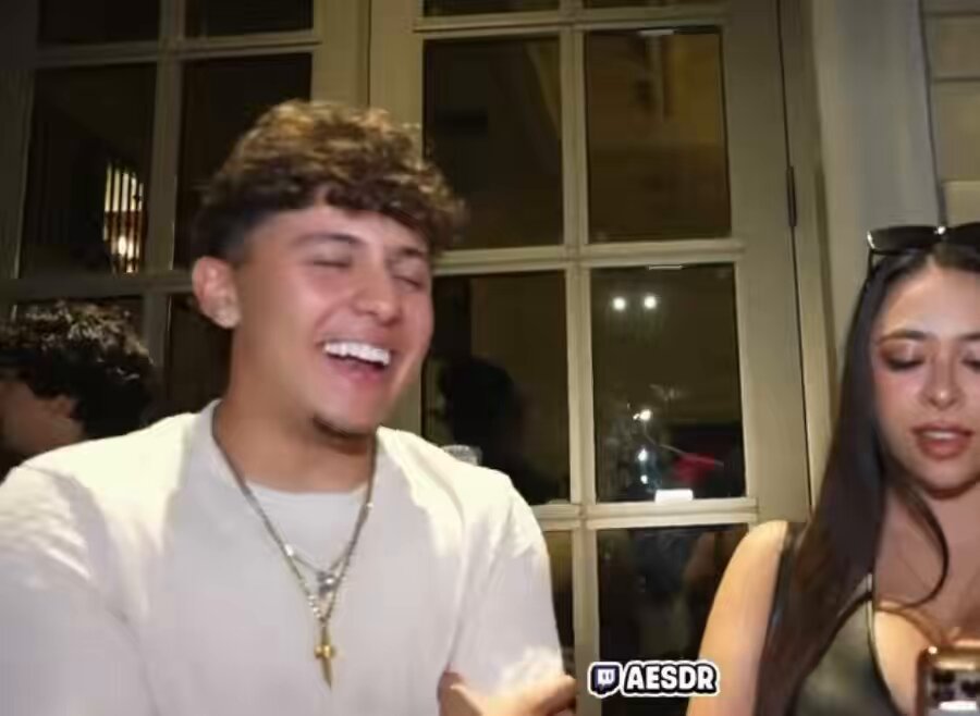 Aesdr defends himself after getting exposed