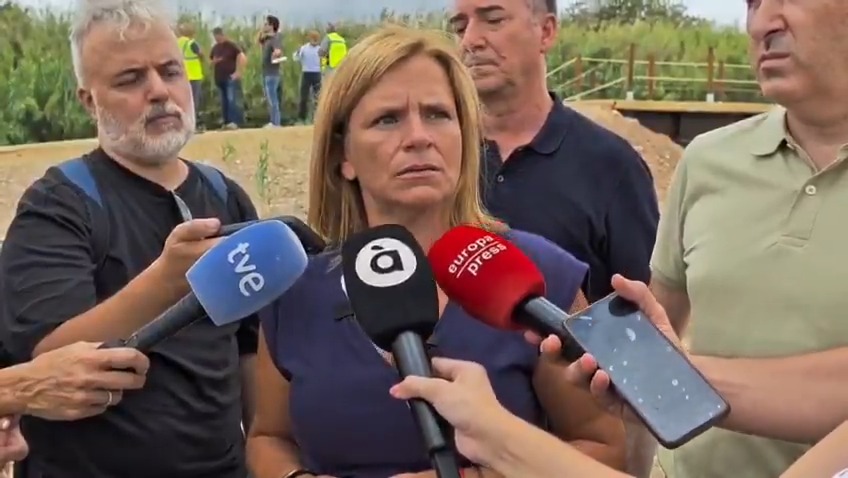 Necesitamos una política de altura, de consensos y de acuerdos. Trabajar codo con codo y no hacer política cuando ocurren estas catástrofes. El PP solo quiere sacar rédito de estas situaciones. Feijóo pretende controlar el relato de Ceuta, como hizo con Mazón durante la DANA de Valencia, a costa del sufrimiento de los ciudadanos. Pilar Bernabé /❤️