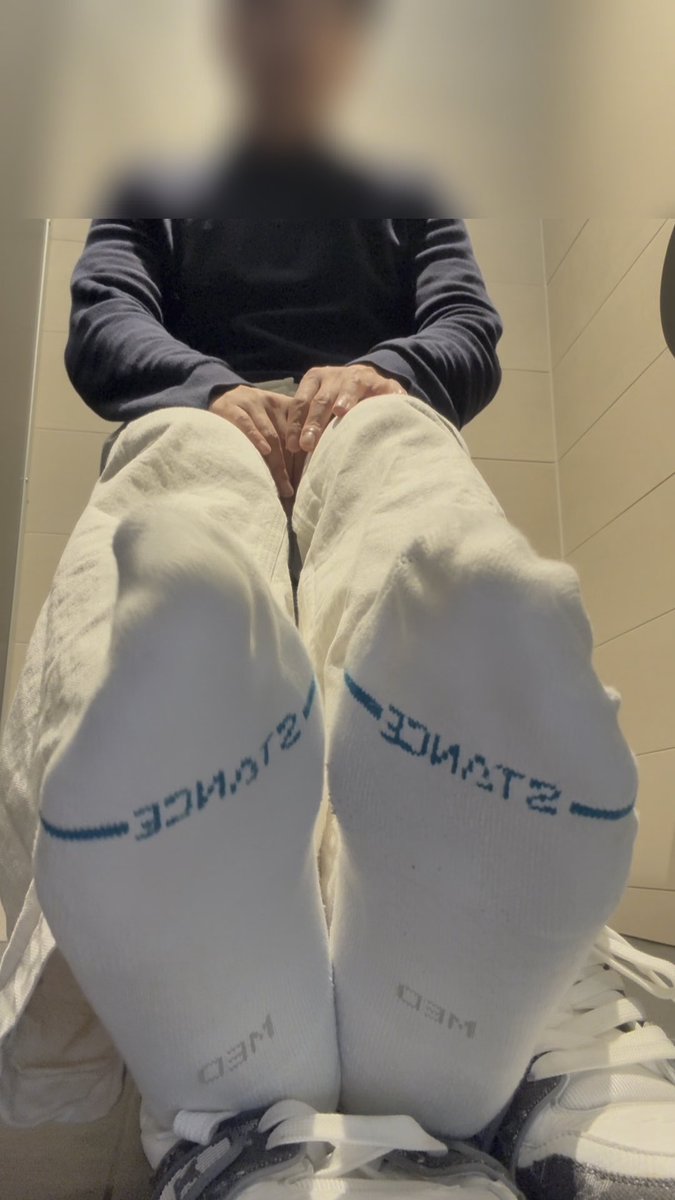 小狗🐶快来把汗舔干净🥵#白襪 #whitesocks #原味 #gay #白袜 #臭襪 #gooner #s