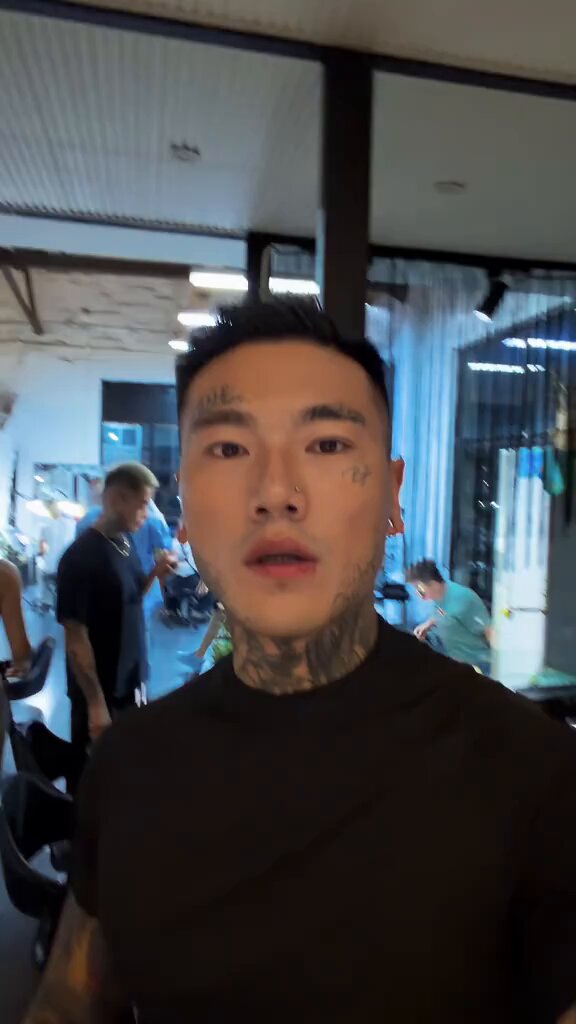 在馬來西亞和中國工作有不同的利益考量。