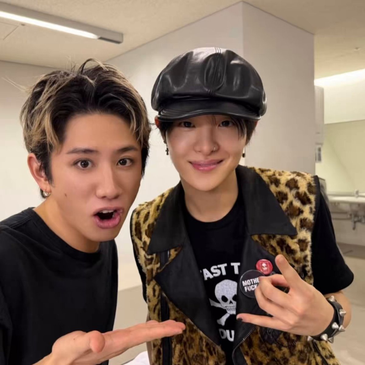jihoon meeting taka and one ok rock behind 🤘🏻 🐶 i even got to go say hello to them, i greeted them and they were so incredibly nice 🐶 i got way too excited so i just yapped a whole lot 🐶 and then taka haem asked since i said i watched from the front of the standing pit, 👤 isn’t it dangerous down there, were you okay? 🐶 i was like ah no not at all nothing like that. when they do mosh pits, i mosh along with everyone and when they make circles, i run in circles just like them and from way behind me, people start crowd surfing. so it was so much fun. while i’m watching, people come rolling in from behind. i was helping pass them forward, and it was just so much fun 🐶 so after i told him i did this and that, i felt like my genuine sincerity was conveyed even better through those things and they were so kind 🐶 then toru-nim came out,, 🐶 ah but i was so excited to meet taka haem, i was just yapping away continuously 🐶 the second i met him, the first thing i said was, “hello i am jihoon from treasure. i respect you deeply” saying that right off the bat 🐶 i kept yapping away, then toru-nim came out after packing up post show so i greeted him too 🐶 and then a staff manager? from one ok rock’s company actually already knew about me! 🐶 whenever asked if given the chance to collaborate with a japanese artist someday, who would you want to work with? i had mentioned taka-ssi. stuff like that, and how i’ve always loved one ok rock, the company representative already knew all of that and was hyping it up to them for me 🐶 so i was like, oh??? they know i exist? they already knew who i was? so that felt really amazing too 🐶 well, i do go around talking about them everywhere all the time. it felt like my true feelings had reached all the way to their agency and stuff like that was just so good, it was all really great 🐶 anw tomoya-san and ryota-san as well, everyone was just so incredibly kind, so i loved it so much