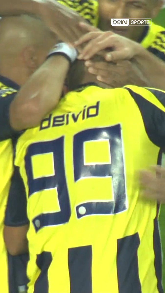 🟡🔵 Fenerbahçe x Beşiktaş ⚫️⚪️ | #FBvBJK ⚽ Deivid, arka direkte kafayla golü buluyor! 🔙 Derbi haftasında nostalji gol serimize rekabetin akılda kalan golleriyle devam ediyoruz. 🔜 Cumartesi | 20.00 | #beINSPORTS 1