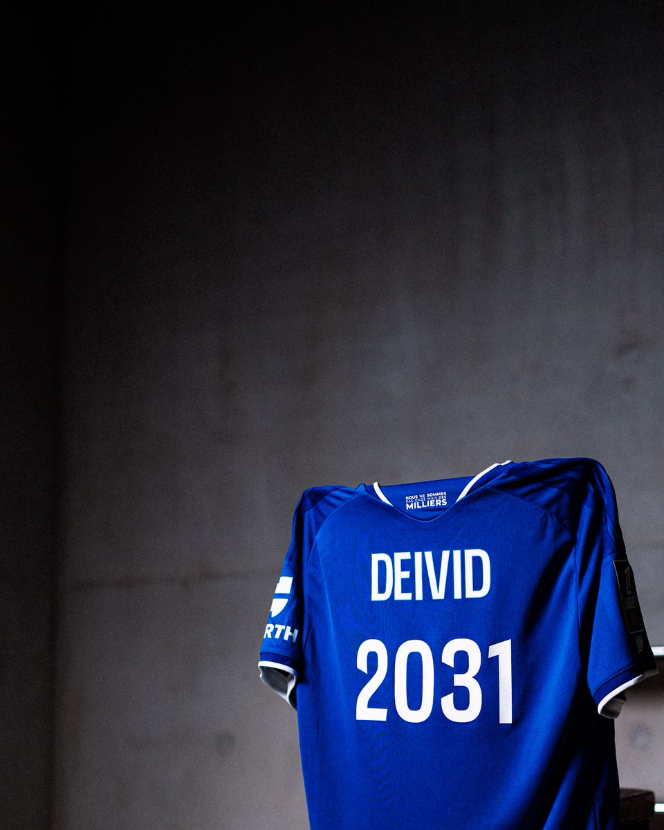 𝐃𝐞𝐢𝐯𝐢𝐝 𝐖𝐚𝐬𝐡𝐢𝐧𝐠𝐭𝐨𝐧 𝐬𝐢𝐠𝐧𝐞 𝐚̀ 𝐒𝐭𝐫𝐚𝐬𝐛𝐨𝐮𝐫𝐠 ✍️ Le Racing Club de Strasbourg Alsace officialise l’arrivée de Deivid Washington. L’attaquant brésilien de 21 ans s’engage jusqu’en 2031 en provenance du Chelsea FC. Le communiqué 👉