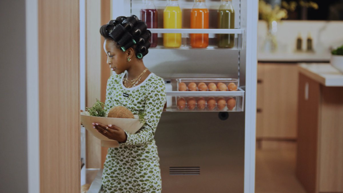 Kulture in the kitchen and she knows exactly what's needed for healthy hair… GROW GOOD is back in stock NOW!!