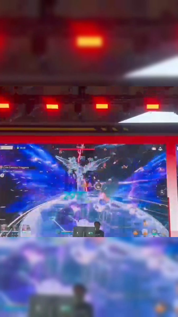 Endfield Boss Speedrun Challenge at Gamescom 2026! My best score during practice was: Triaggelos 54s Nefarith 46s Alleikhreos 1m22s But when you go on the stage, pressure & nervousness will make it harder. In fact i did mistakes against Triaggelos and Nefarith and panicked... but i still managed to finish them!! Was a very nice experience and i had so much fun!! Ps. And yes, i used the name: Kal'tsit >.< #EndfieldGC2026 #EndfieldCreators #ArknightsEndfield