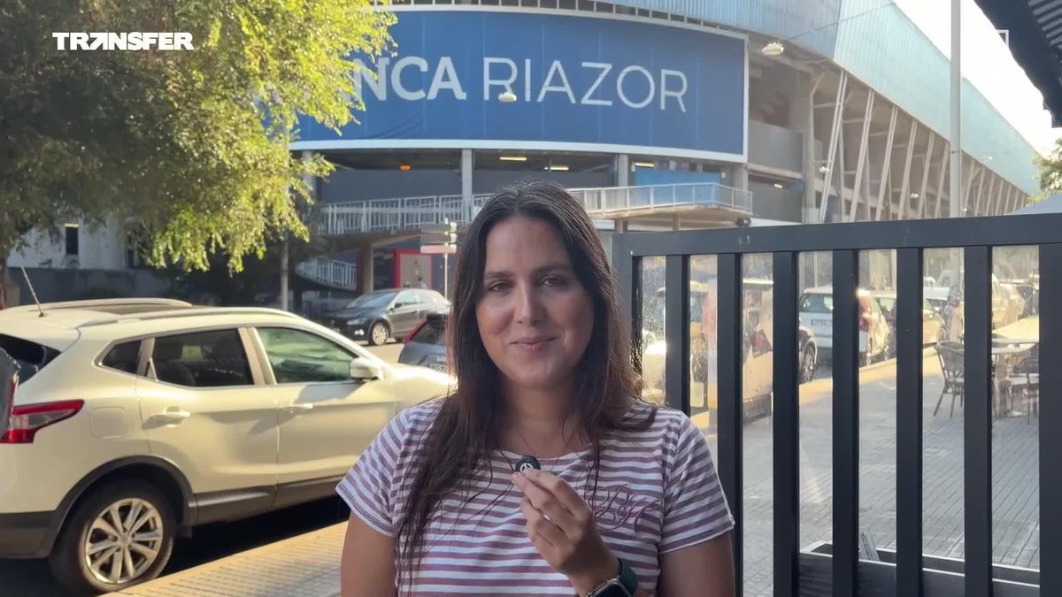 Lo del Dépor en este mercado ES UNA LOCURA ⚪🔵 @natacorredoira7: "El club sigue trabajando en la llegada de Marc Casadó" #DAZNTRANSFER