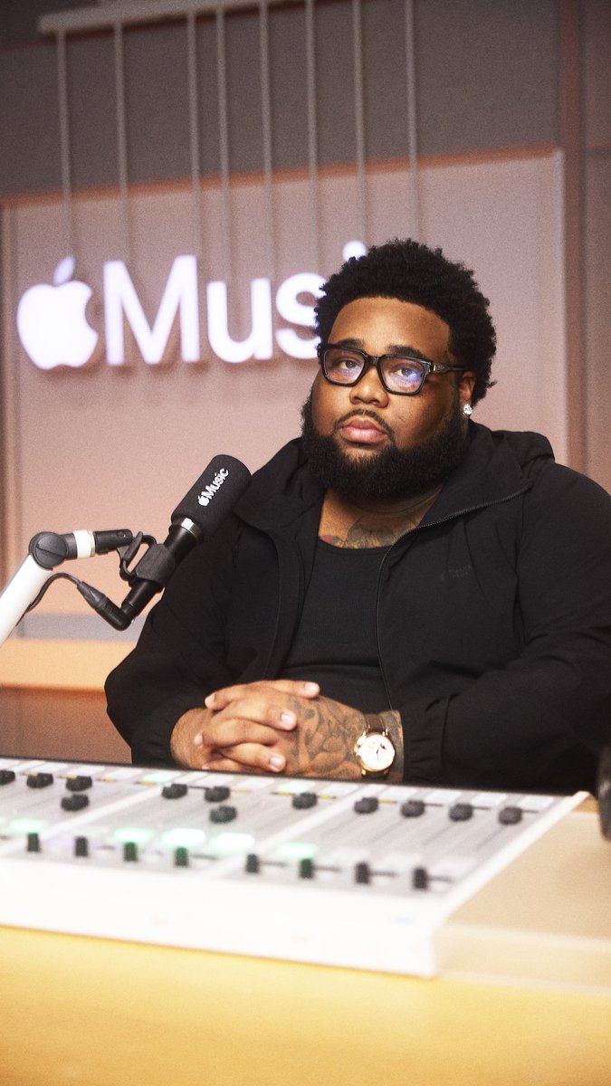 .RodWave makes music for everyone. Ahead of dropping Don’t Look Down, he stopped by The Plug Radio to break down what’s next. Watch the full interview on Apple Music and YouTube.
