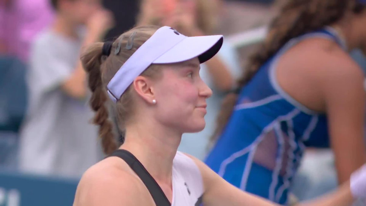 The road to world No.1 starts now 🫡 Elena Rybakina defeats Frodin 6-3, 6-2.