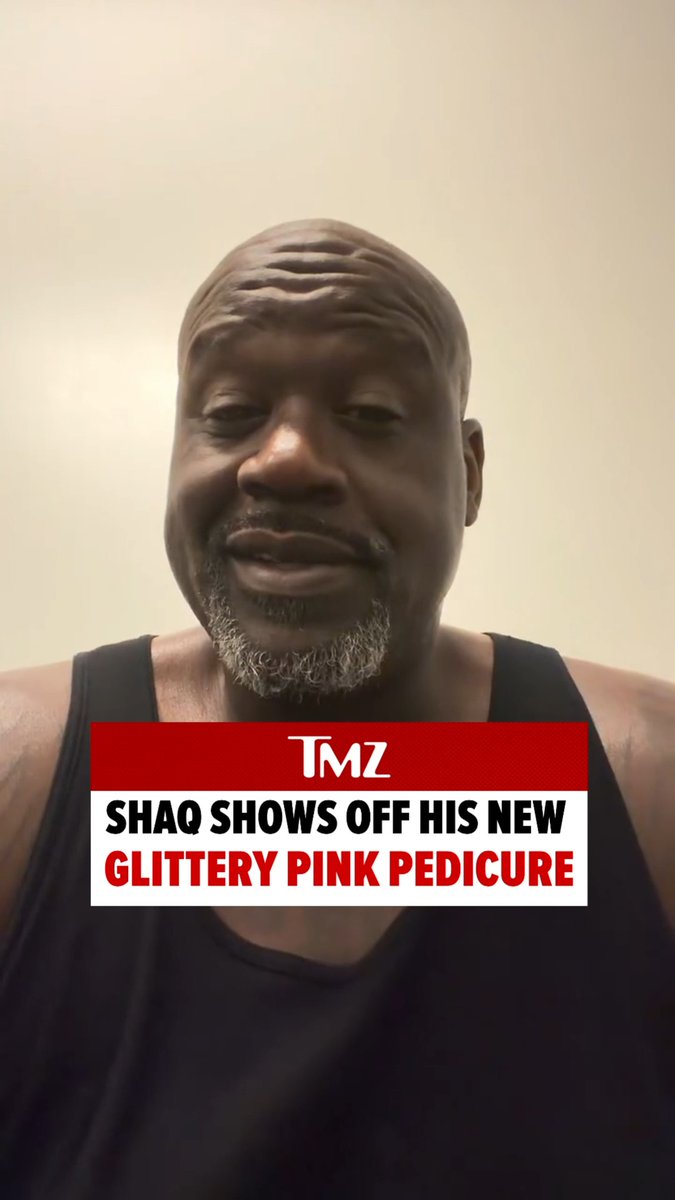 Shaq is showing off a new pedicure he just got, rocking glittery pink nails 🩷