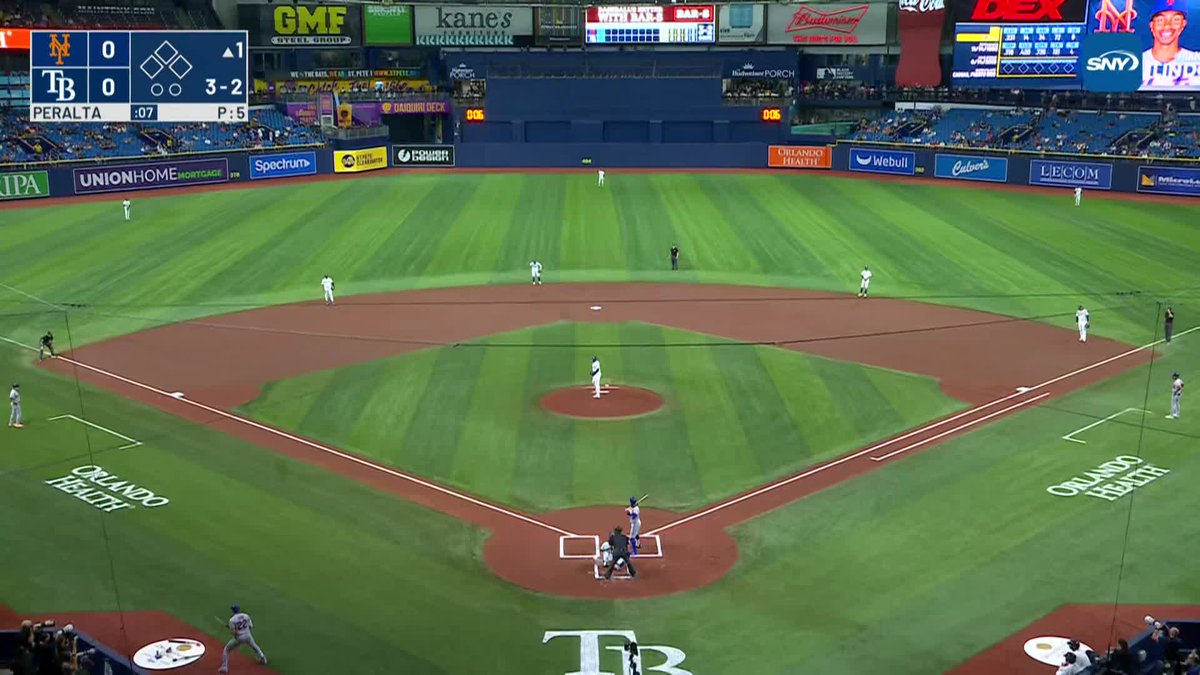 Francisco Lindor with a leadoff homer against Freddy Peralta!