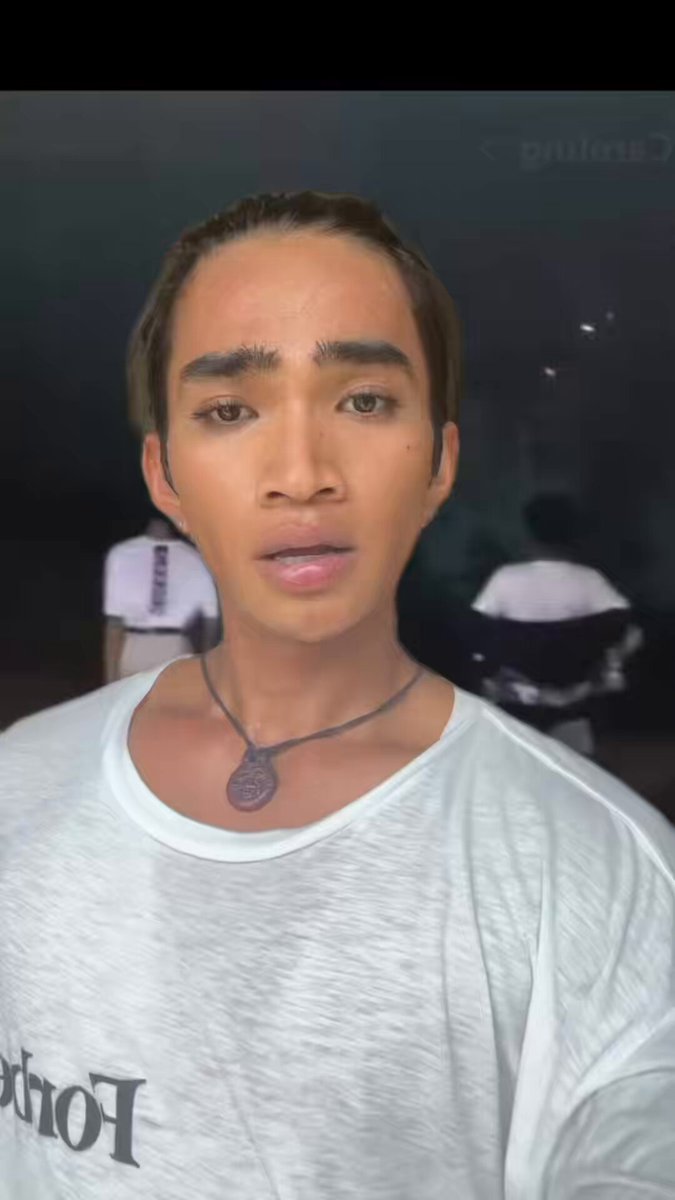 NAMAMASKO PO BITCH. DAFUQ? HAHAHA😭